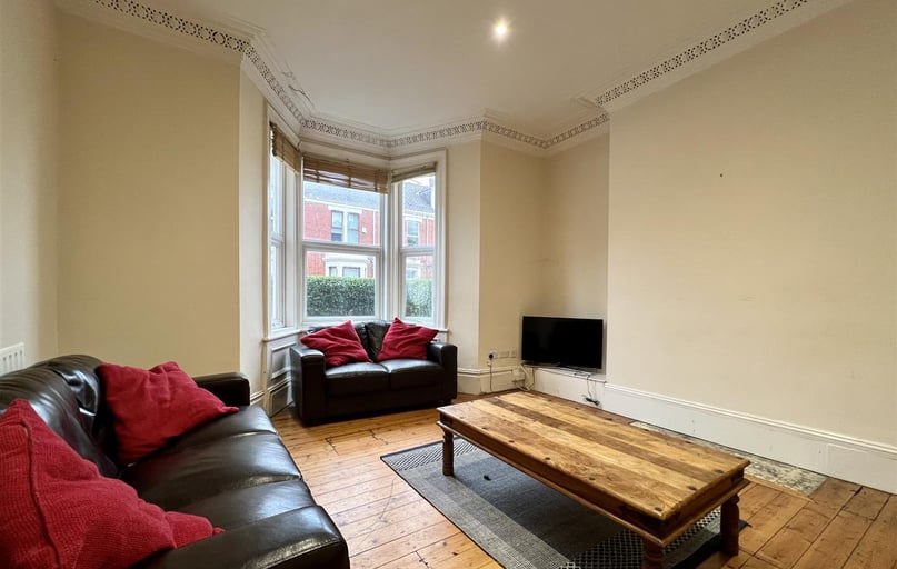 Sunbury Avenue, Jesmond, Newcastle - Image 1